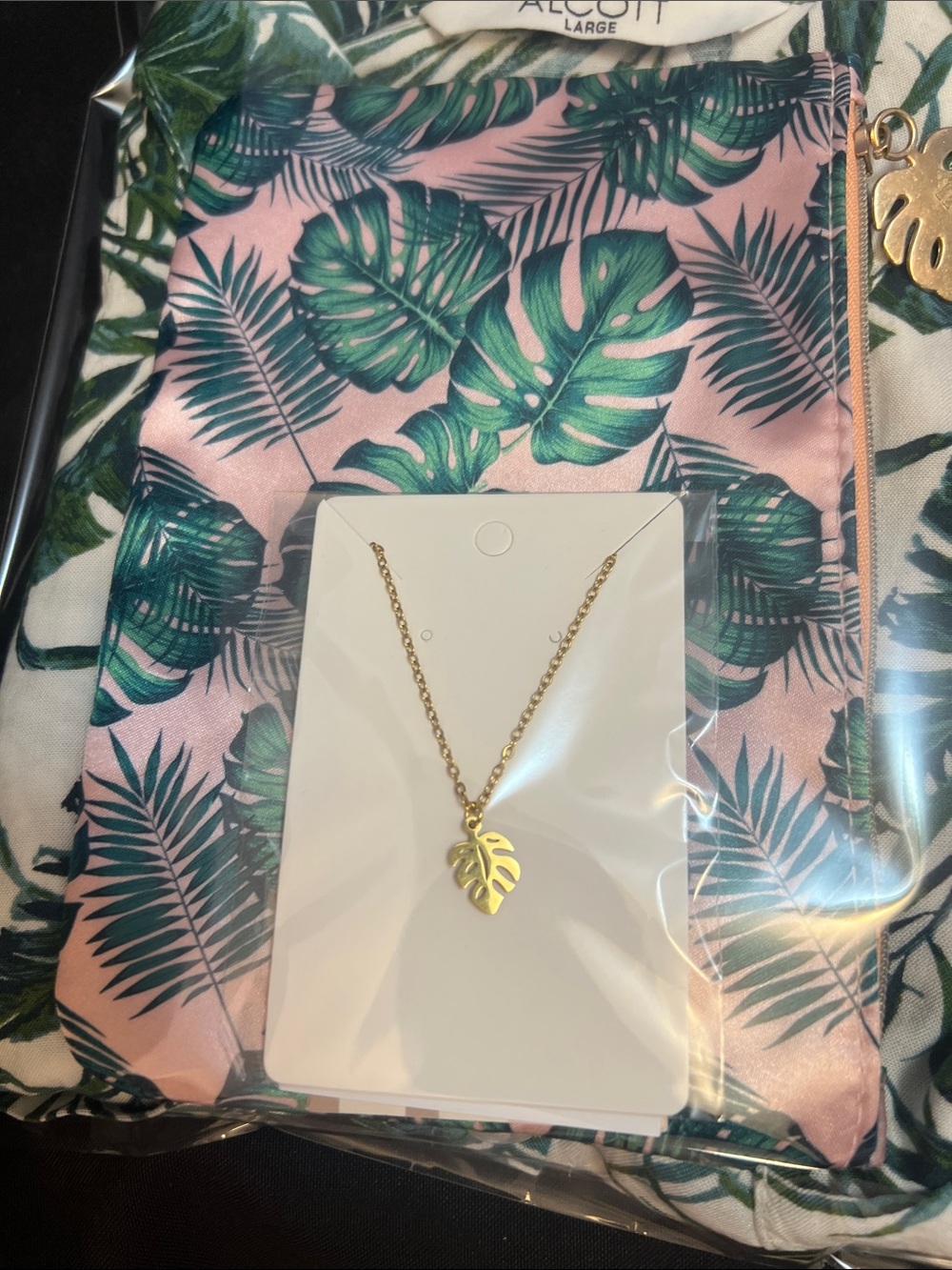 Alcott Pink & Green Tropical Leaf Accent Set with Gold Leaf Pendant - Picture 3 of 4